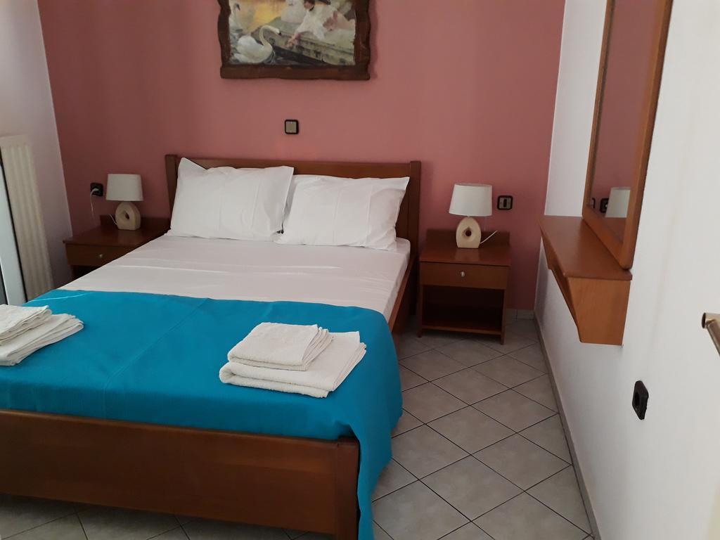 Stelios Apartments Istron Esterno foto